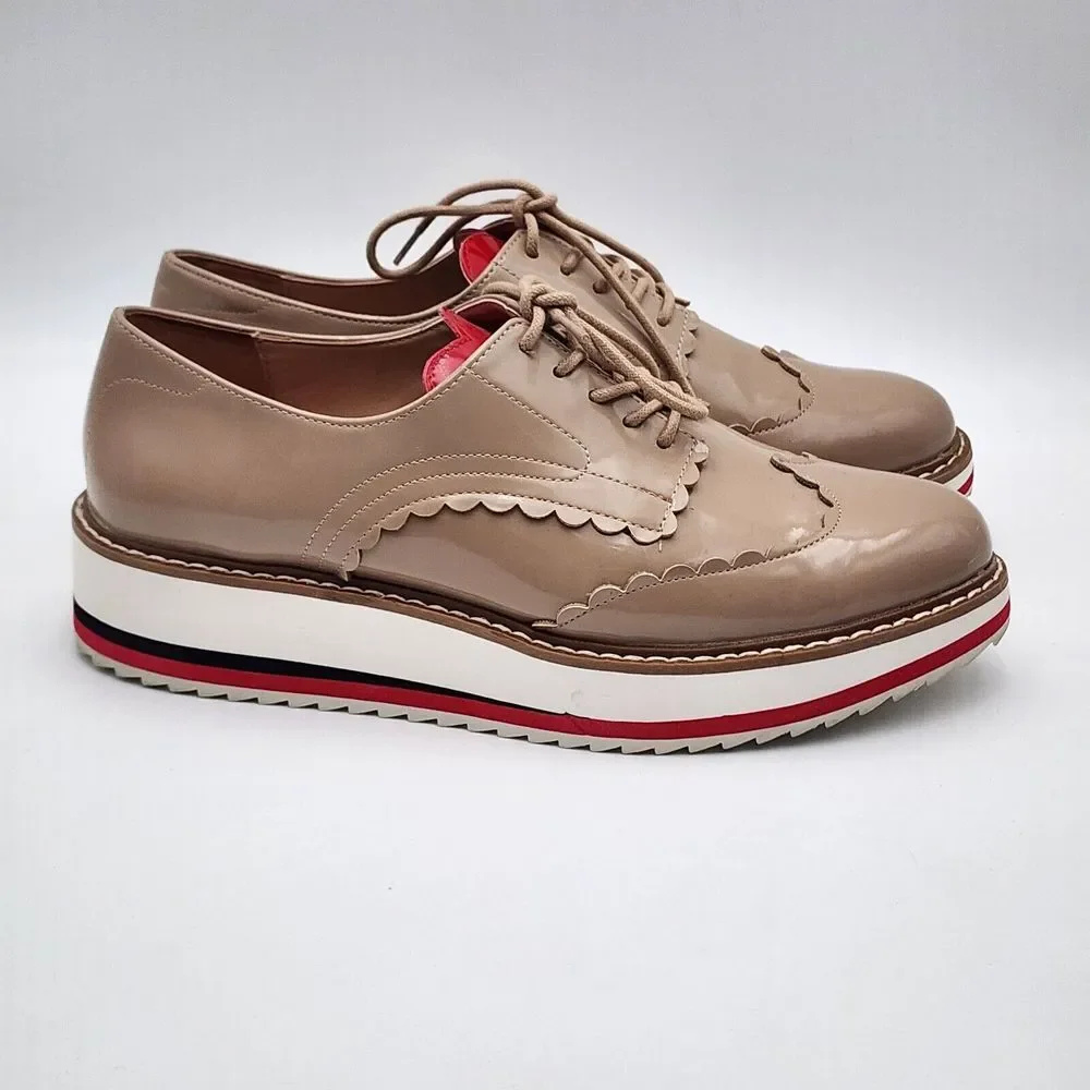 Zara Oxford Shoes Women's 38 / 7.5 Tan Nude Patent Leather  Platform‎ Lace